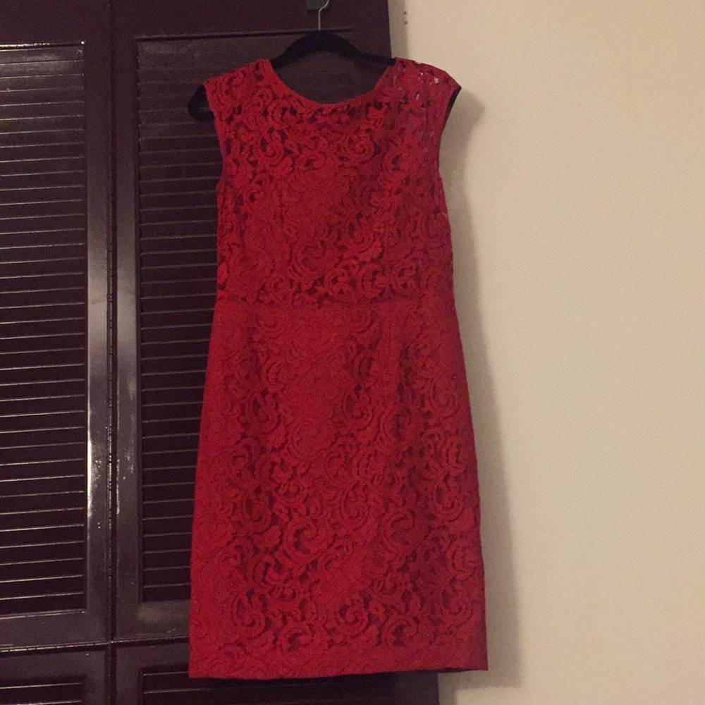 Banana Republic Red paisley lace dress - Picture 2 of 5